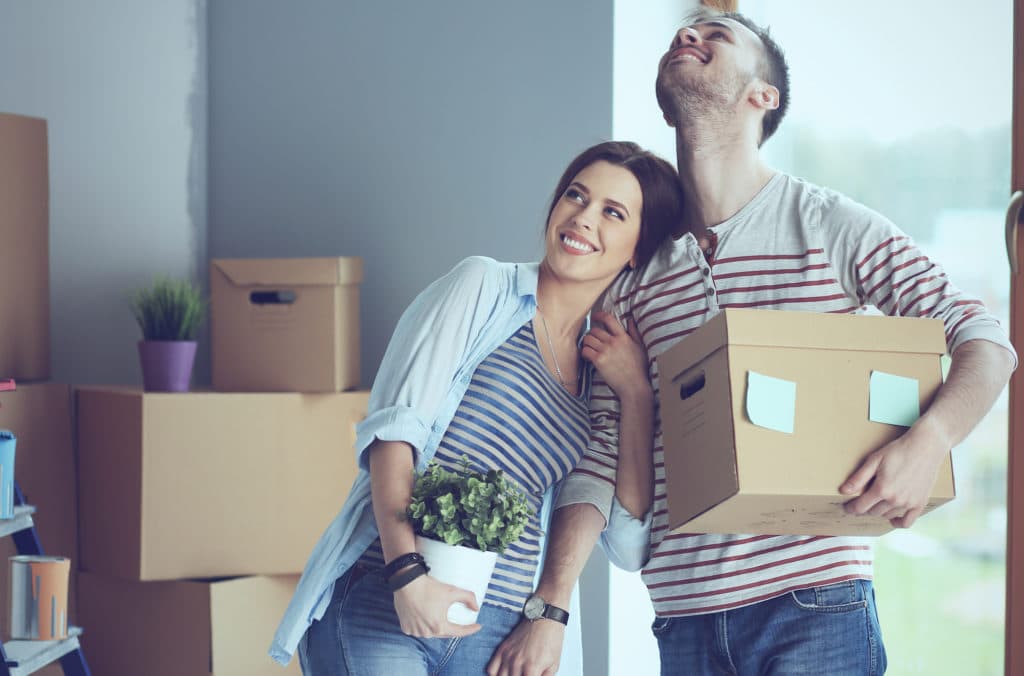 when should you start packing to move when buying a house